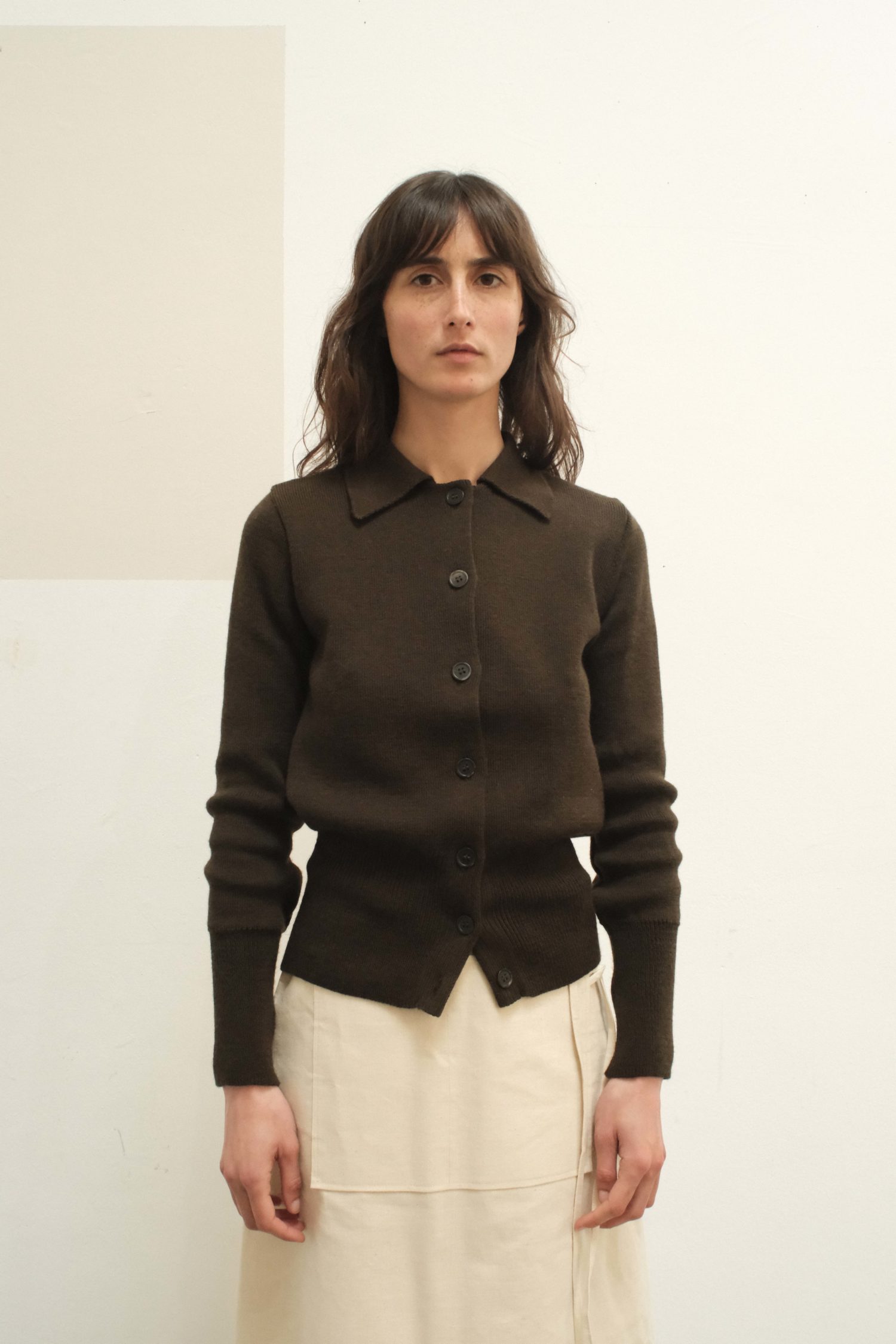 VEST WITH A COLLAR BROWN – Image 2
