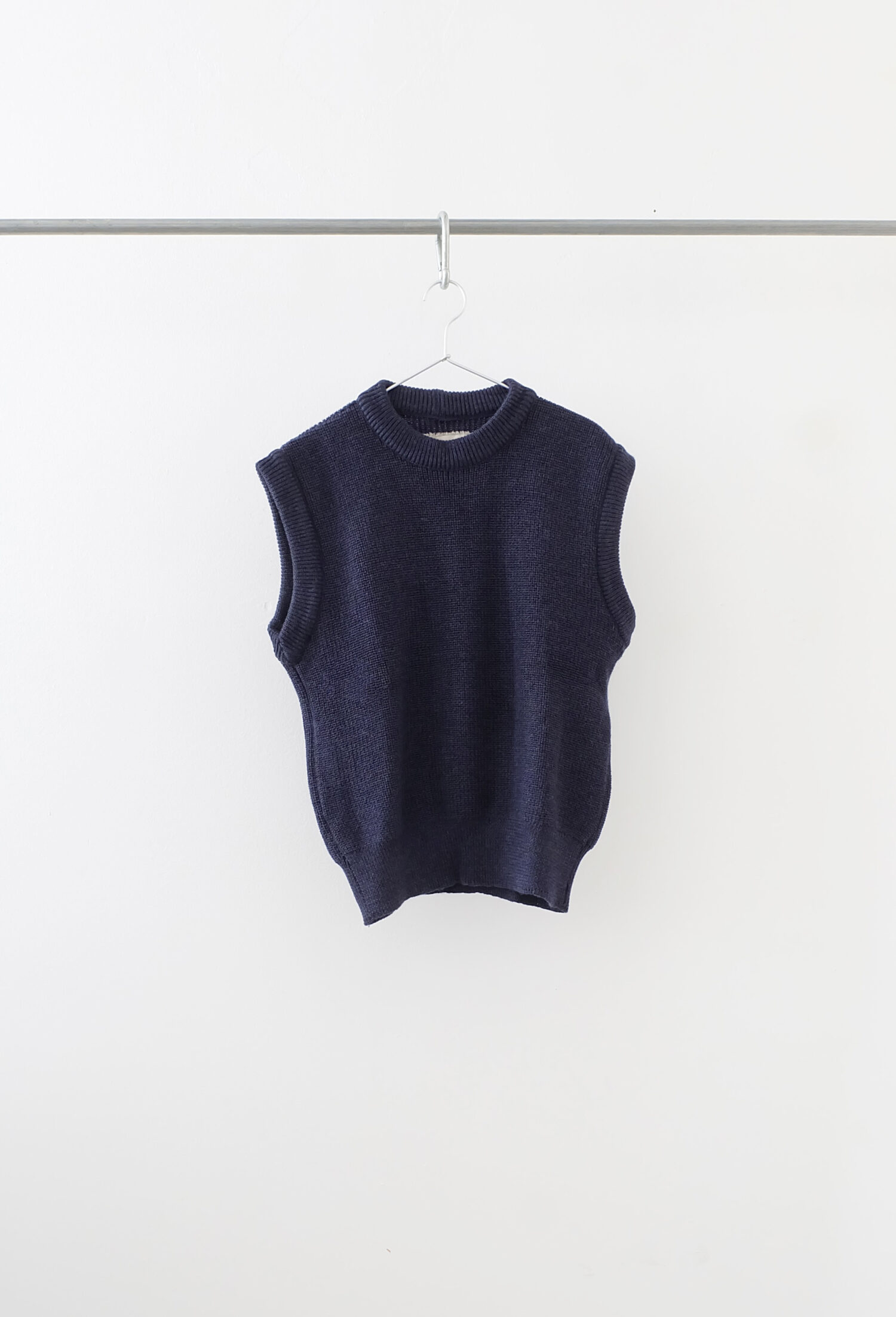 SLEEVELESS UNISEX PULLOVER NAVY